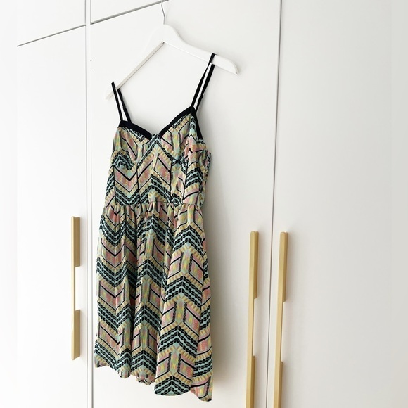 BAND Of Gypsies Aztec Print Dress - Picture 10 of 13